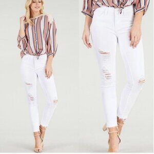 Judy Blue White Distressed Boyfriend Fit Jeans Size 9 / 29